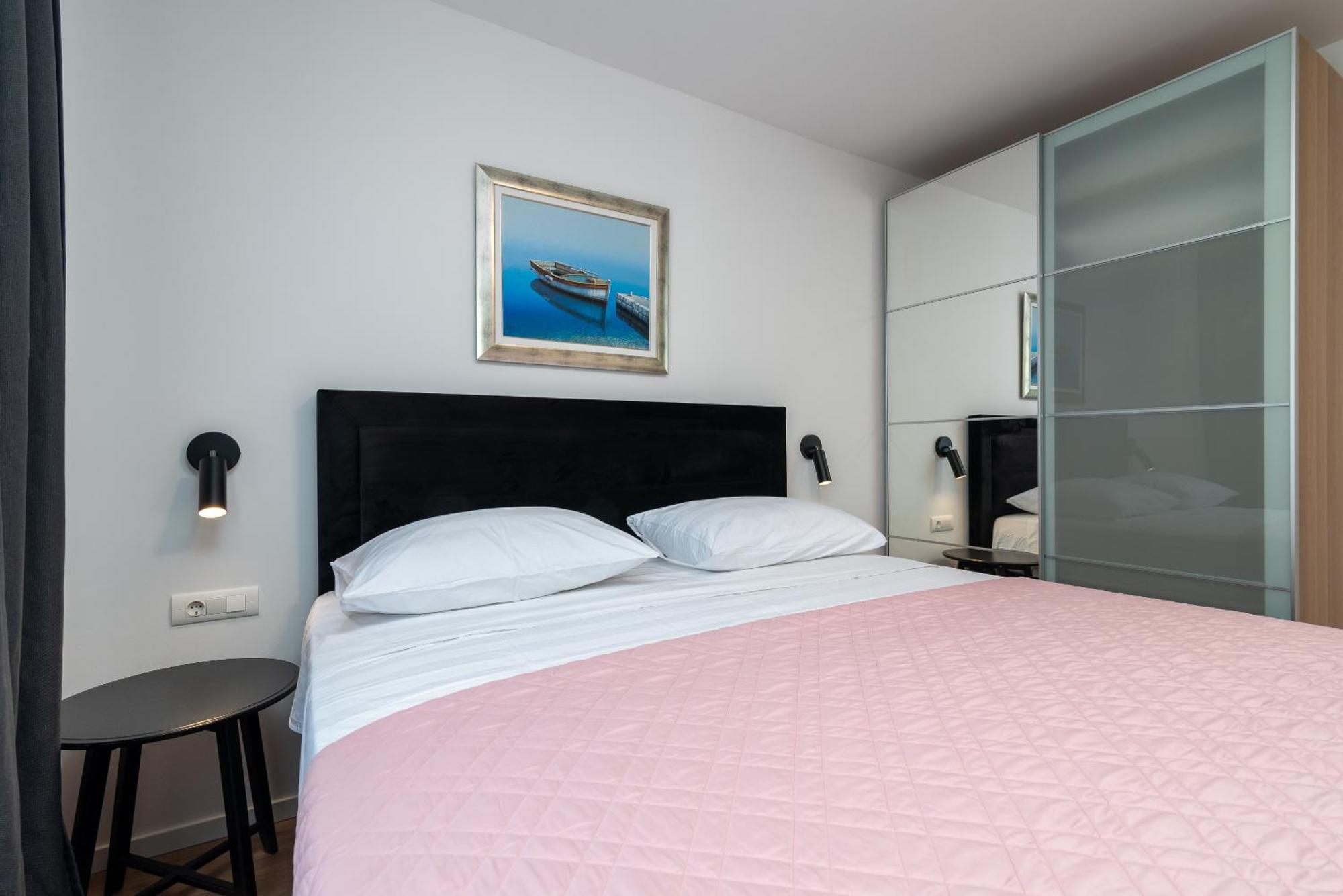 Maca Apartments & Suites Trogir Exterior foto